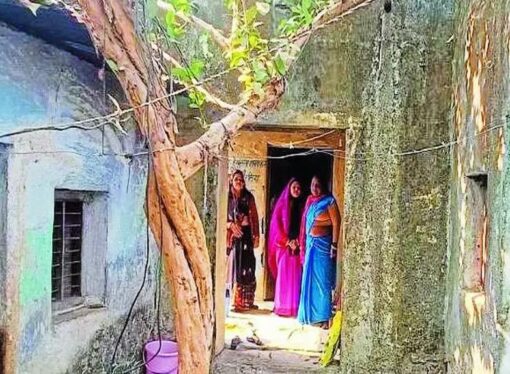आंगनबाड़िय़ों को नहीं मिल रही जमीन, किराये के भवनों में हो रहा संचालन