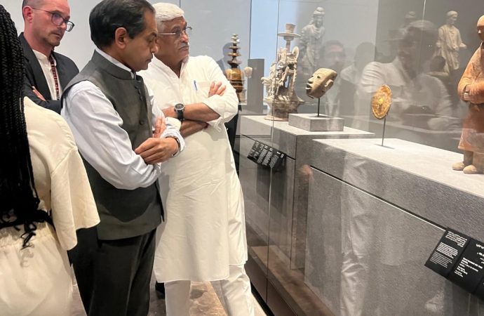 सुनिश्चित करना होगा कि एआई हमारी परंपराओं को खतरे में न डाले