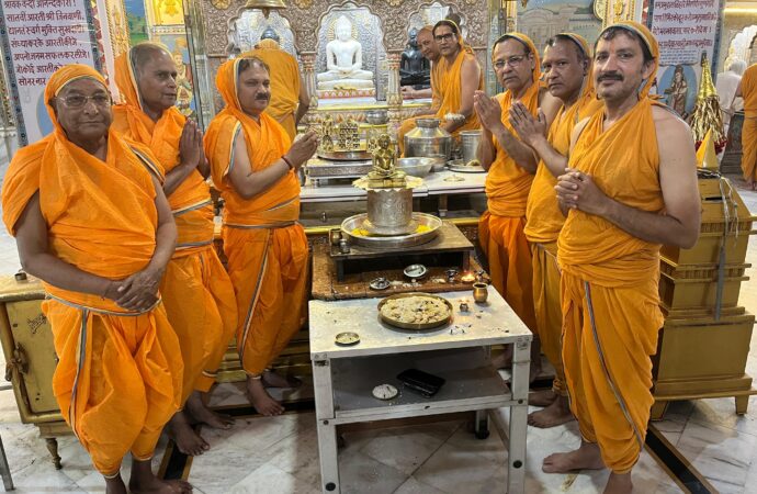 भक्तिभाव से मनाया मुनि सुव्रतनाथ का जन्म-तप कल्याणक