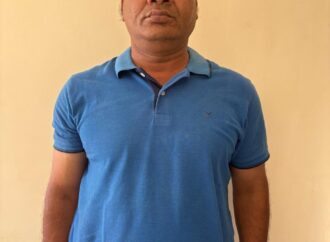 10 हजार रुपयों की रिश्वत लेते हैड कांस्टेबल रंगे हाथों गिरफ्तार