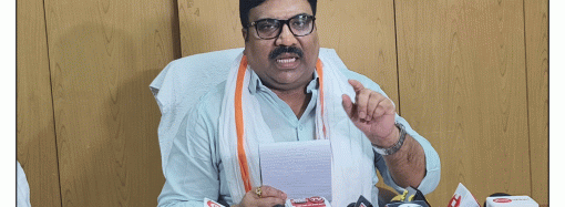 मदरसा बोर्ड चेयरमैन व सचिव में खींचतान