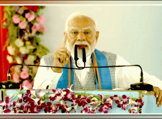 पंजा और लालटेन के शिकंजे ने बिहार को बनाया पलायन का प्रतीक : मोदी