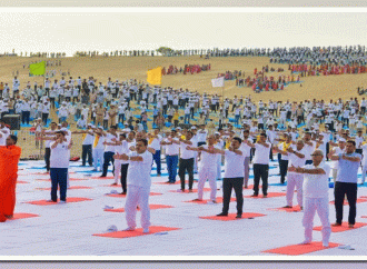 राजस्थान में जन-आंदोलन बना अंतरराष्ट्रीय योग दिवस, पर्यटन व धार्मिक स्थलों से हुआ योग की विरासत का विस्तार, मुख्यमंत्री ने रेतीले धोरों पर किया योगाभ्यास, स्वस्थ जीवनशैली अपनाने का दिया संदेश