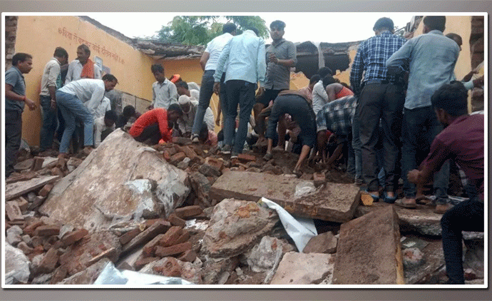 झालावाड़ा जिले में पीपलोदी स्कूल की छत गिरने से तीन बच्चों की मौत, कई घायल