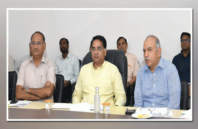 जल परियोजनाओं की अभूतपूर्व घोषणाओं के कार्यों में तेजी लाएं, लापरवाही बर्दाश्त नहीं, होगी सख्त कार्रवाई – जल संसाधन मंत्री सुरेश सिंह रावत