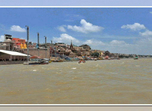 वाराणसी में बढ़ रहा है गंगा का जलस्तर