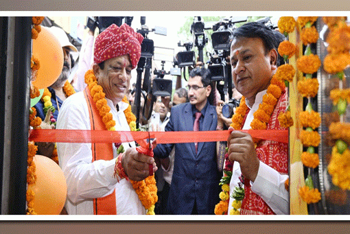 हिन्दू समाज में तीर्थों की असाधारण महिमा: देवस्थान मंत्री – रामेश्वरम के लिए राजस्थान वाहिनी भारत गौरव पर्यटक ट्रेन को दिखाई हरी झंडी