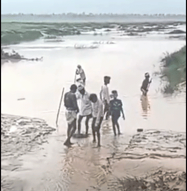 नाले में बही महिला का अब तक सुराग नहीं