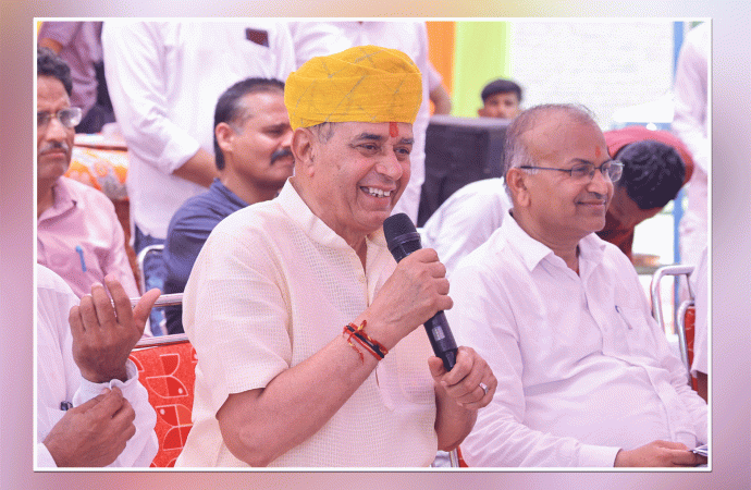 ‘मुख्यमंत्री वृक्षारोपण महाभियान – हरियाळो-राजस्थान’ का ब्लॉक स्तरीय वृक्षारोपण कार्यक्रम दुन्दाड़ा में हुआ आयोजित – संसदीय कार्य मंत्री ने वृक्षारोपण कर,जनसभा को किया संबोधित – प्रदेश का प्रथम ग्रीन बजट पर्यावरण संरक्षण के लिए सरकार की प्रतिबद्धता को दर्शाता है- संसदीय कार्य मंत्री – राजस्थान वर्ष 2030 तक सतत् विकास लक्ष्य हासिल करेगादृ पटेल
