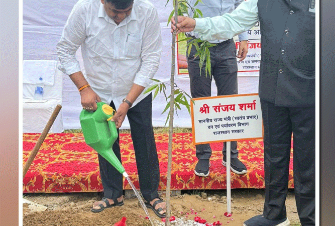 वन राज्य मंत्री संजय शर्मा ने राजऋषि भर्तृहरि मत्स्य विश्वविद्यालय में किया वृक्षारोपण अभियान का शुभारंभ, राज्य सरकार द्वारा पर्यावरण संरक्षण की दिशा में किए जा रहे कार्य प्रदेश को हरियालो राजस्थान की दिलाएंगे पहचान – वन राज्यमंत्री