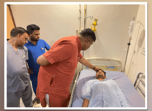 वन राज्य मंत्री संजय शर्मा ने घायल जवान की कुशलक्षेम जानी— पुलिस अधीक्षक को दोषियों को गिरफ्तार कर कड़ी सजा दिलाने की कार्रवाई करने के दिए निर्देश