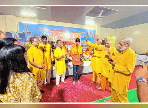 विपिन सिंघल का किया अभिनंदन