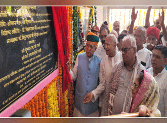 केंद्रीय मंत्री अर्जुन राम मेघवाल और शिक्षा मंत्री मदन दिलावर ने देश की पहली राजकीय कन्या सैनिक विद्यालय का किया लोकार्पण, पूज्या रामीदेवी रामनारायण राठी बालिका सैनिक विद्यालय के लिए भामाशाह पूनमचंद राठी ने दान किए 108 करोड़, नदी के पानी की तरह मीठा होता है दानदाताओं का दान— मेघवाल