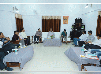 शिक्षा मंत्री ने ली कोटा में अधिकारियों की बैठक — हरियालों राजस्थान अभियान में लगे पौधों की पूरी देखभाल हो-शिक्षा मंत्री