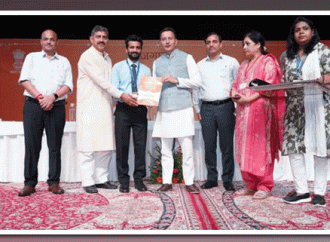 प्रधानमंत्री रोजगार मेला में जम्मू संभाग के 237 उम्मीदवारों को प्रदान किये नियुक्ति पत्र