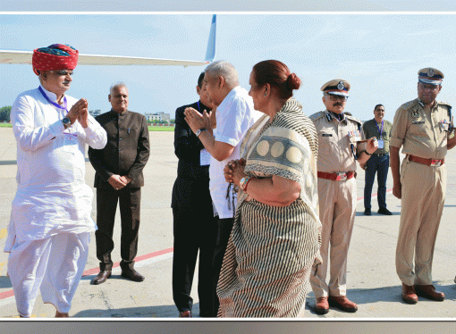उपराष्ट्रपति  जगदीप धनखड़ को यूडीएच मंत्री  झाबर सिंह खर्रा ने जयपुर से प्रस्थान पर दी विदाई