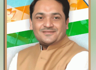 Roads have turned into potholes, no one to take care of them: Imran Qureshi